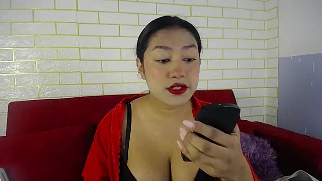 ricura mily online show from 12.01.25