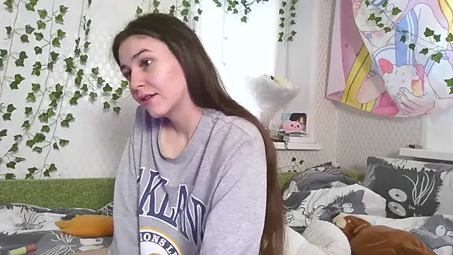 Mila starx online show from 12.22.24