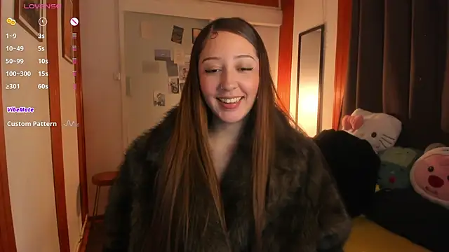 Snapshot of HeyTati chatting on 05.26.26 HeyTati online show from 05.26.26