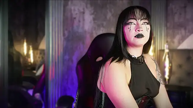 Aylen darkmoor online show from 07.04.26