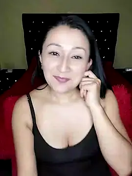 Snapshot of ArianaMist chatting on 01.16.25 ArianaMist online show from 01.16.25