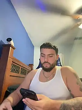 Snapshot of MasterKvn chatting on 01.04.25 MasterKvn online show from 01.04.25