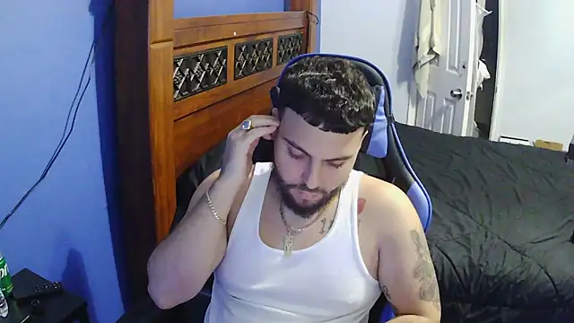 Snapshot of MasterKvn chatting on 01.25.25 MasterKvn online show from 01.25.25