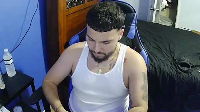 Snapshot of MasterKvn chatting on 02.06.25 MasterKvn online show from 02.06.25