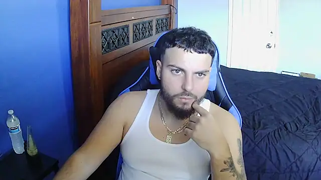 Snapshot of MasterKvn chatting on 02.26.25 MasterKvn online show from 02.26.25