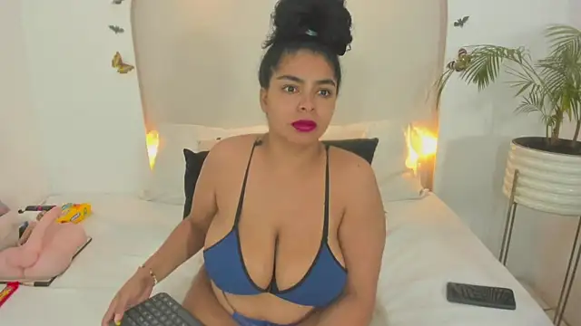 Sofii Cooper1 online show from 11.14.25