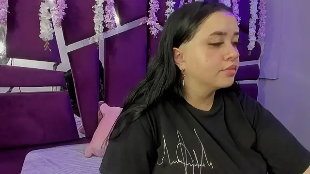 Victoria Rossy online show from 12.19.25