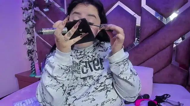 Victoria Rossy online show from 03.24.26