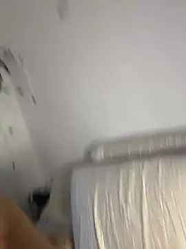 Snapshot of AgnesCampp chatting on 11.04.25 AgnesCampp online show from 11.04.25