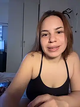 Snapshot of AgnesCampp chatting on 11.19.25 AgnesCampp online show from 11.19.25