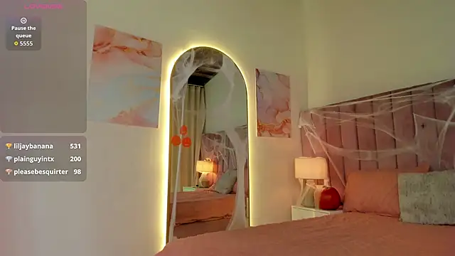 SweetGirl       online show from 10.19.25