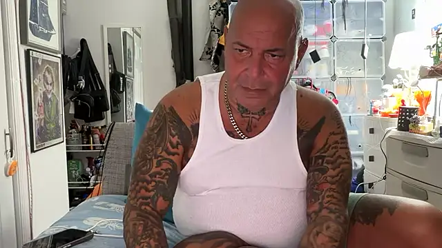 Snapshot of joeytatts66 chatting on 10.12.25 joeytatts66 online show from 10.12.25