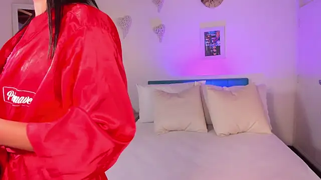 natali henao online show from 12.27.24