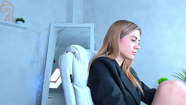 Cherry Price online show from 03.21.25