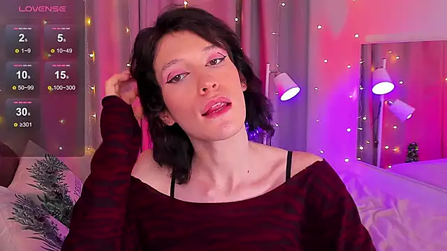 Snapshot of Kolette_Gray chatting on 12.06.24 Kolette Gray online show from 12.06.24