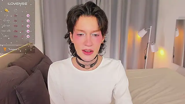 Snapshot of Kolette_Gray chatting on 03.09.25 Kolette Gray online show from 03.09.25