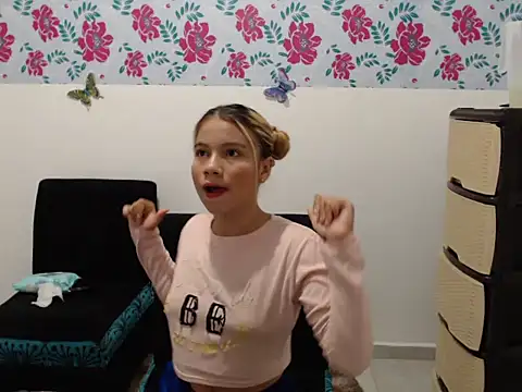 Snapshot of Naomi991 chatting on 01.03.25 Naomi991 online show from 01.03.25