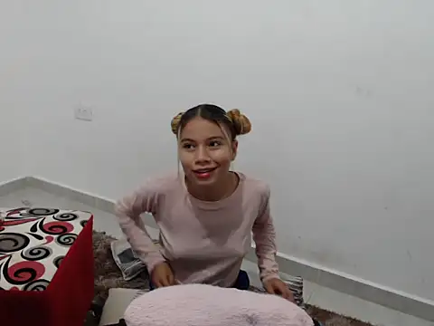 Snapshot of Naomi991 chatting on 02.17.25 Naomi991 online show from 02.17.25