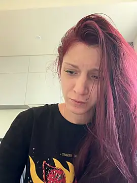 Kathleen Meow online show from 05.18.26