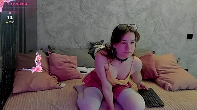 Hibisceae online show from 11.28.25