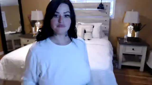 TexasTattooedHouseWife online show from 02.24.25