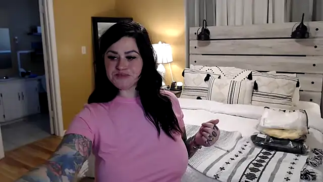 TexasTattooedHouseWife online show from 03.04.25