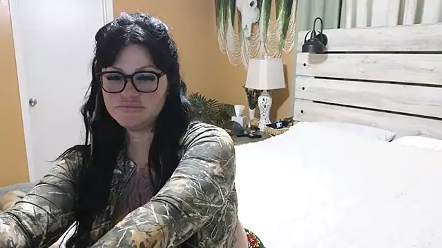 TexasTattooedHouseWife online show from 06.16.26
