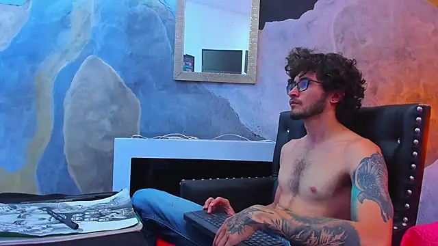 Loggan donnelly online show from 12.26.24