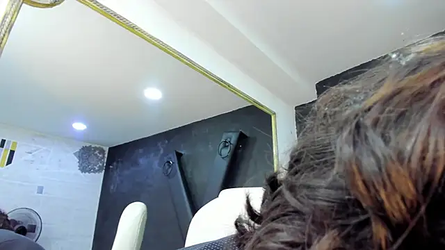 Loggan donnelly online show from 03.17.25