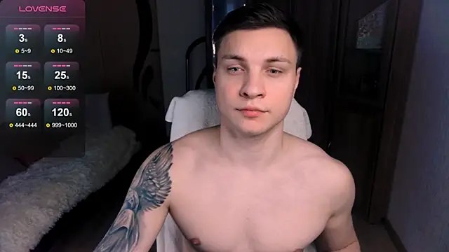 Snapshot of handsome_guy01 chatting on 01.21.25 handsome guy01 online show from 01.21.25