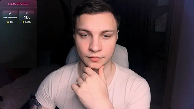 Snapshot of handsome_guy01 chatting on 01.21.25 handsome guy01 online show from 01.21.25