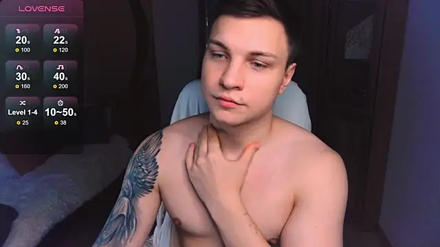 Snapshot of handsome_guy01 chatting on 01.25.25 handsome guy01 online show from 01.25.25
