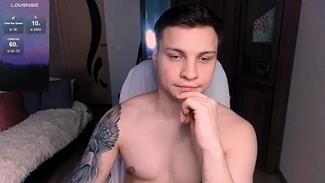 Snapshot of handsome_guy01 chatting on 01.27.25 handsome guy01 online show from 01.27.25