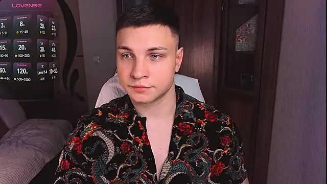 Snapshot of handsome_guy01 chatting on 01.31.25 handsome guy01 online show from 01.31.25