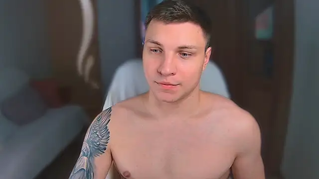 Snapshot of handsome_guy01 chatting on 02.17.25 handsome guy01 online show from 02.17.25
