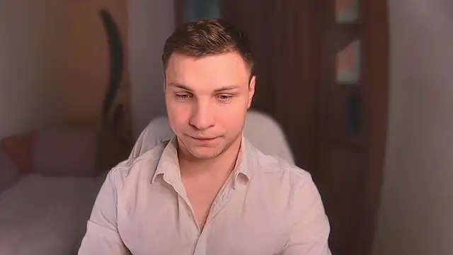Snapshot of handsome_guy01 chatting on 02.20.25 handsome guy01 online show from 02.20.25