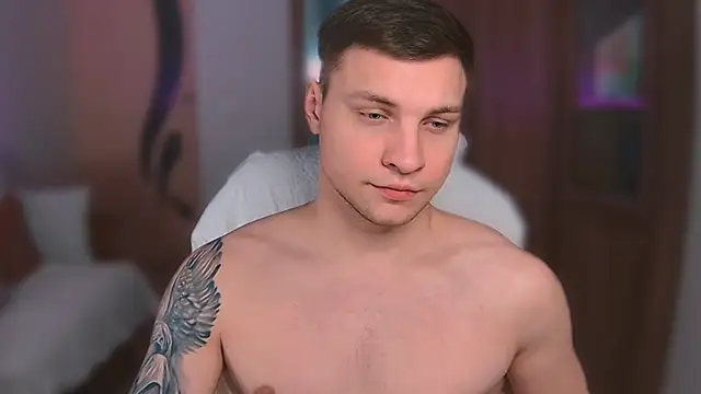 Snapshot of handsome_guy01 chatting on 03.22.25 handsome guy01 online show from 03.22.25