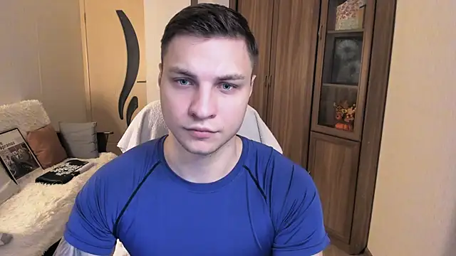 Snapshot of handsome_guy01 chatting on 09.27.25 handsome guy01 online show from 09.27.25