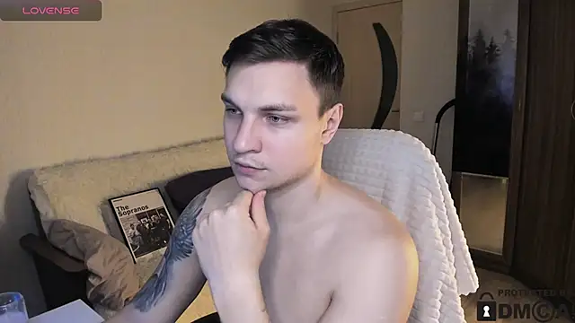 Snapshot of handsome_guy01 chatting on 10.16.25 handsome guy01 online show from 10.16.25