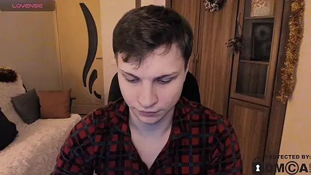 handsome guy01 online show from 12.15.25