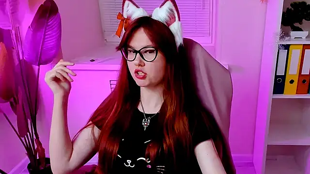 CarolGiggly online show from 12.14.25