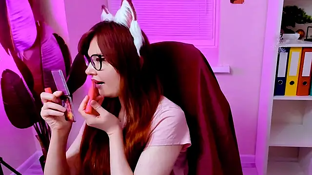 CarolGiggly online show from 01.10.26