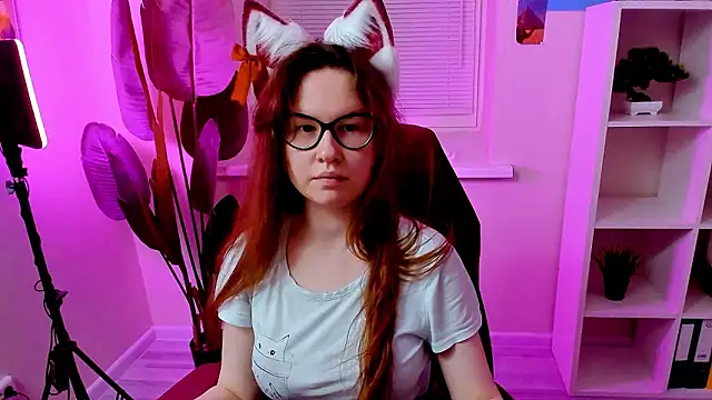 CarolGiggly online show from 03.25.26