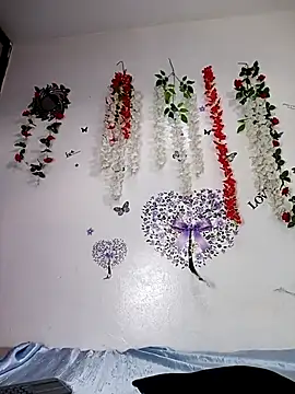 tiffany Bitch online show from 09.14.25