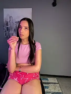 Praga Pink online show from 12.10.24