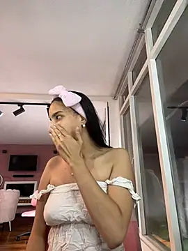 Praga Pink online show from 01.12.25