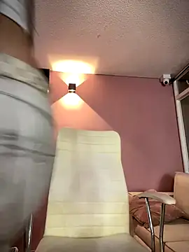 Praga Pink online show from 10.12.25