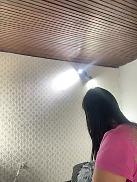 Praga Pink online show from 04.25.26