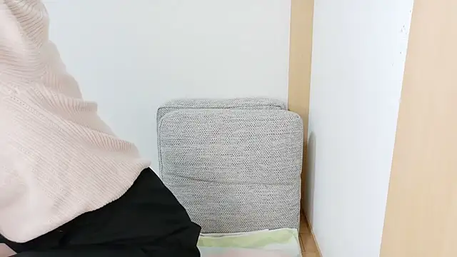 Hana-tan online show from 09.21.25