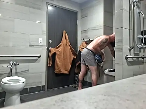 Cantufamily1979 online show from 10.30.25